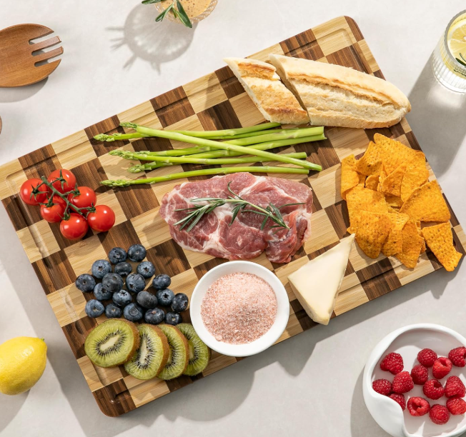 Checkered Thickened Bamboo Cutting Board With Juice Groove